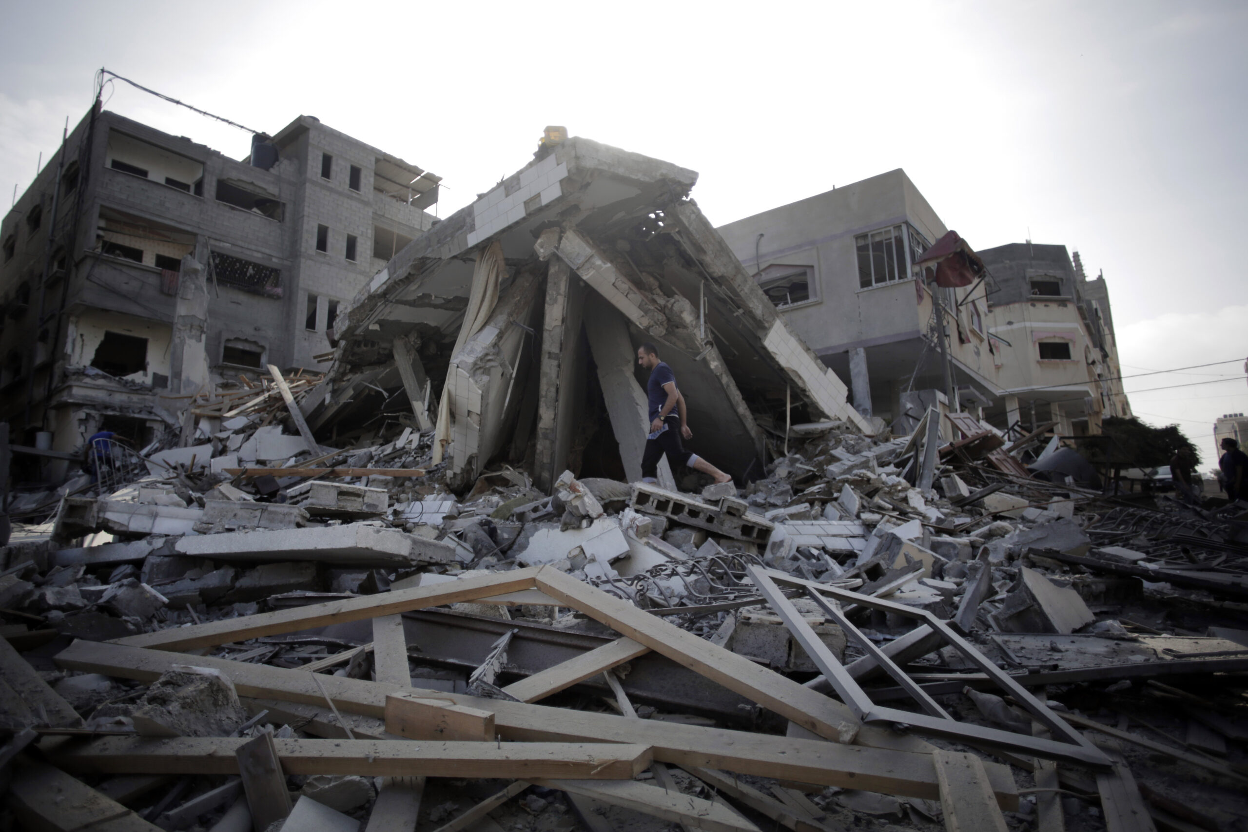 Gaza attacks triggers Israeli exodus from border