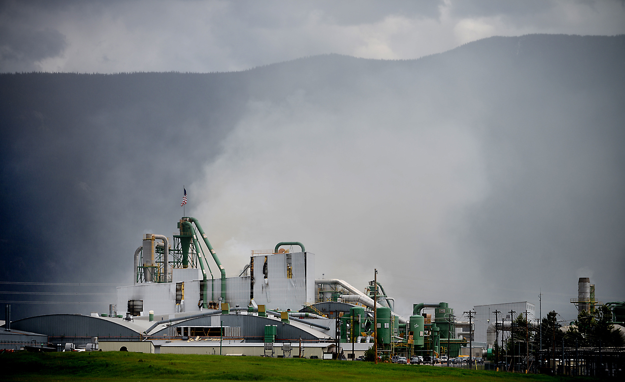 Workers safe after blasts, fire at Montana plant