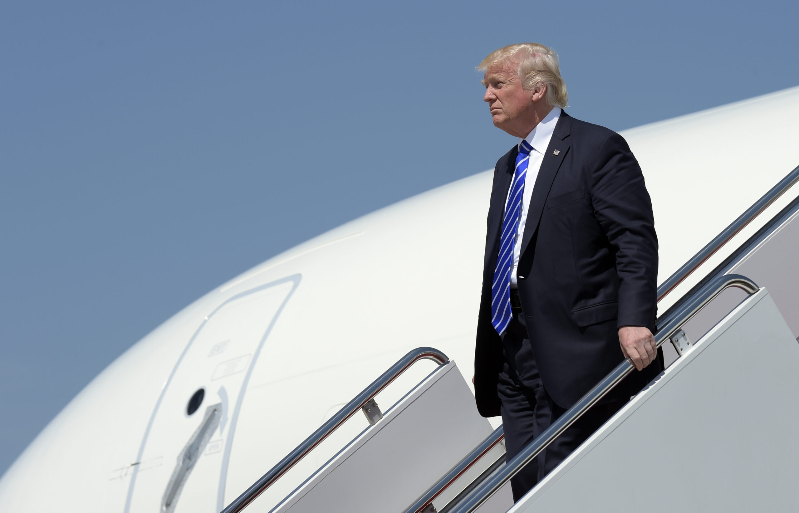 Trump will visit California to meet wildfire victims