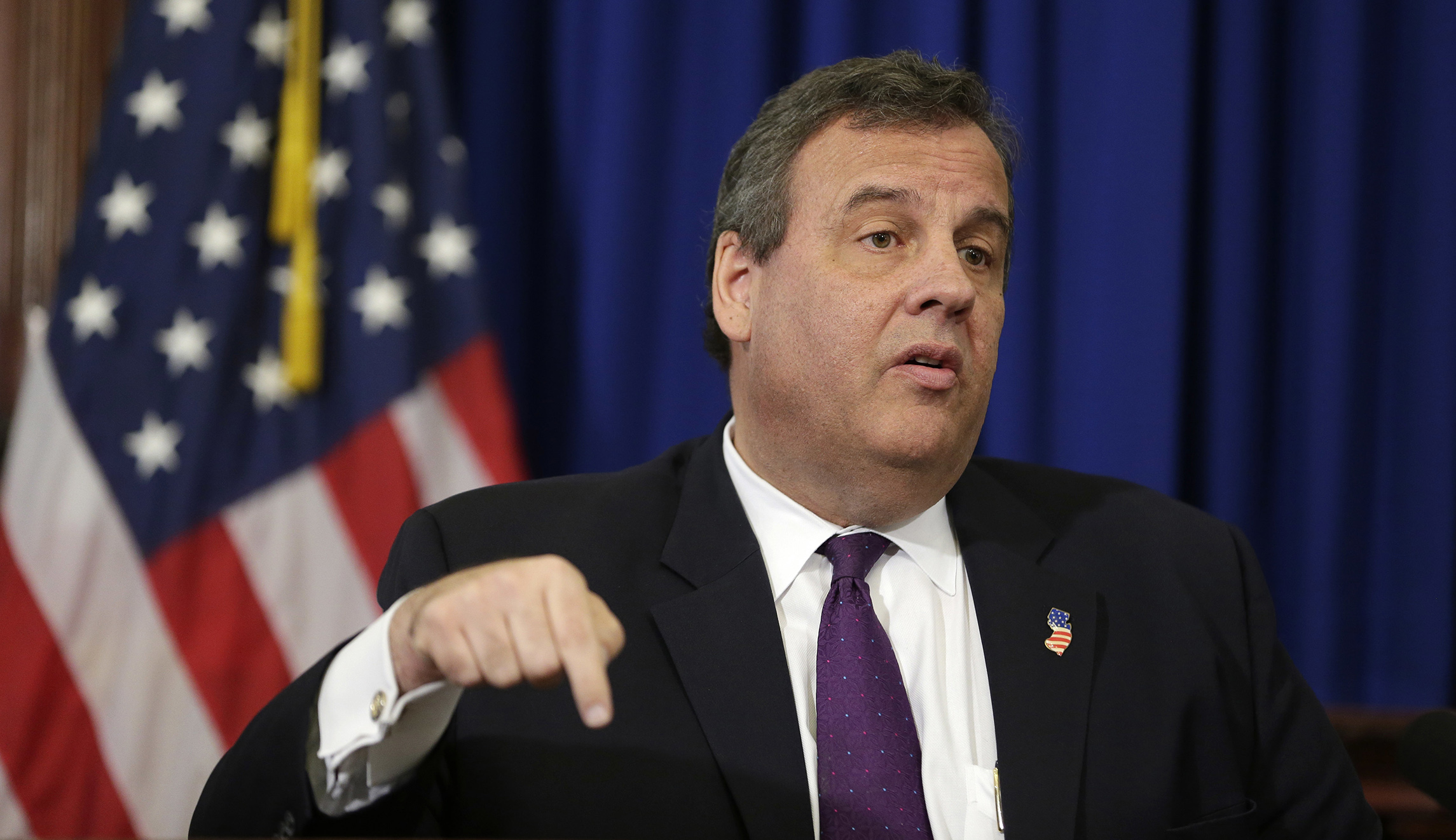 Chris Christie says he warned Trump about hiring Mike Flynn