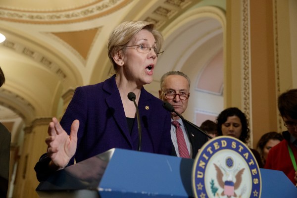 Senate Democrats call on Trump to release White House visitor logs