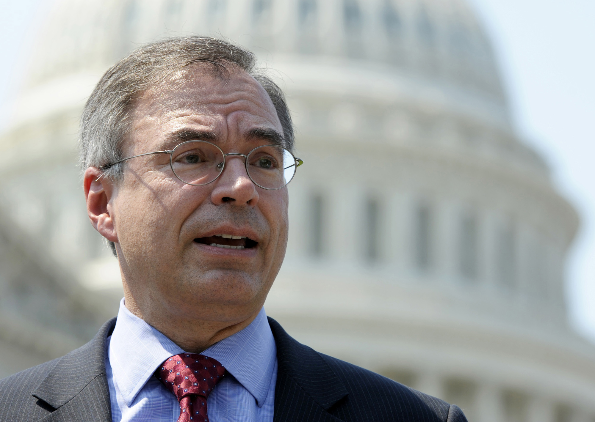 Carson snags his first congressional endorsement