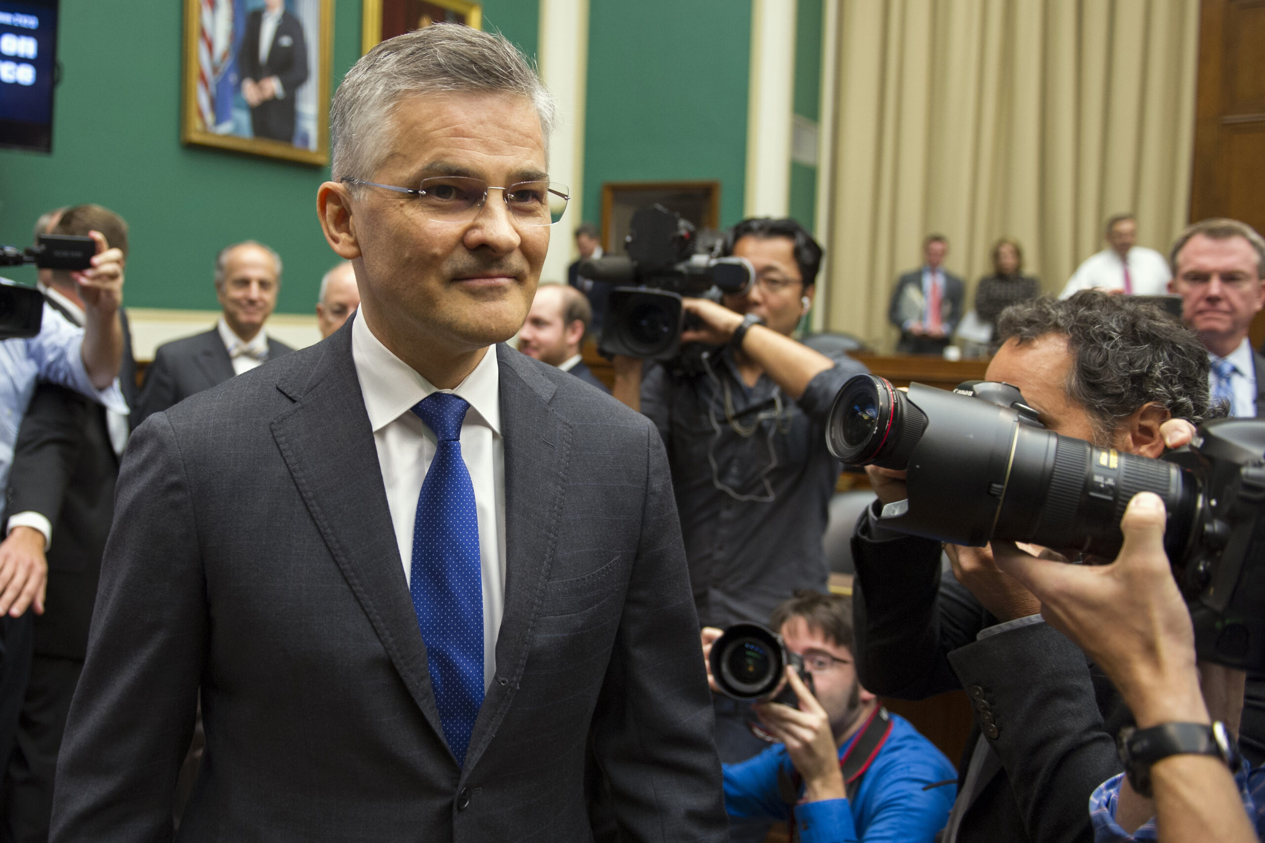 Lawmaker: Volkswagen’s word is ‘not worth a dime’