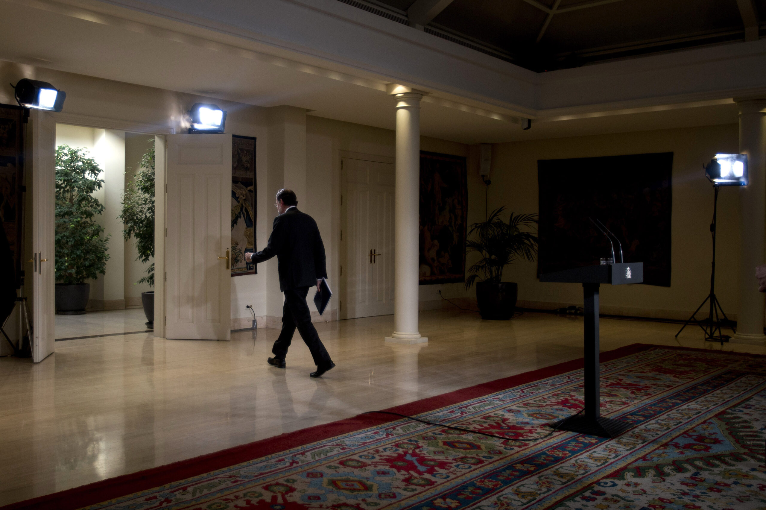 P.M. Rajoy says Spain faces tough year ahead