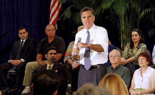 At faith gathering, Romney is all business