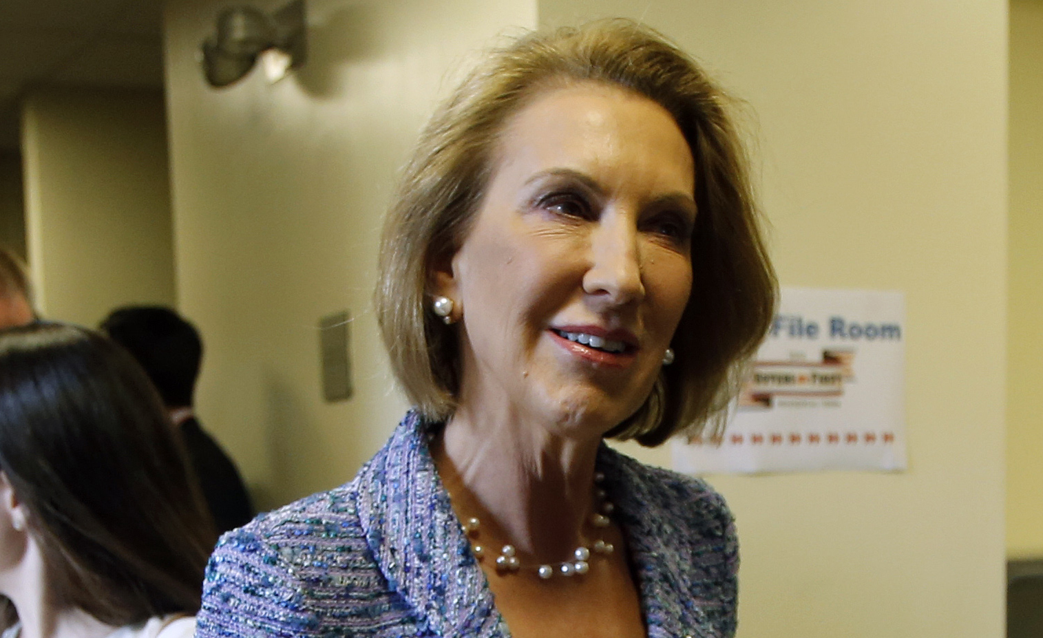 Post-debate Iowa poll: Trump still leads, and Fiorina moves into top five