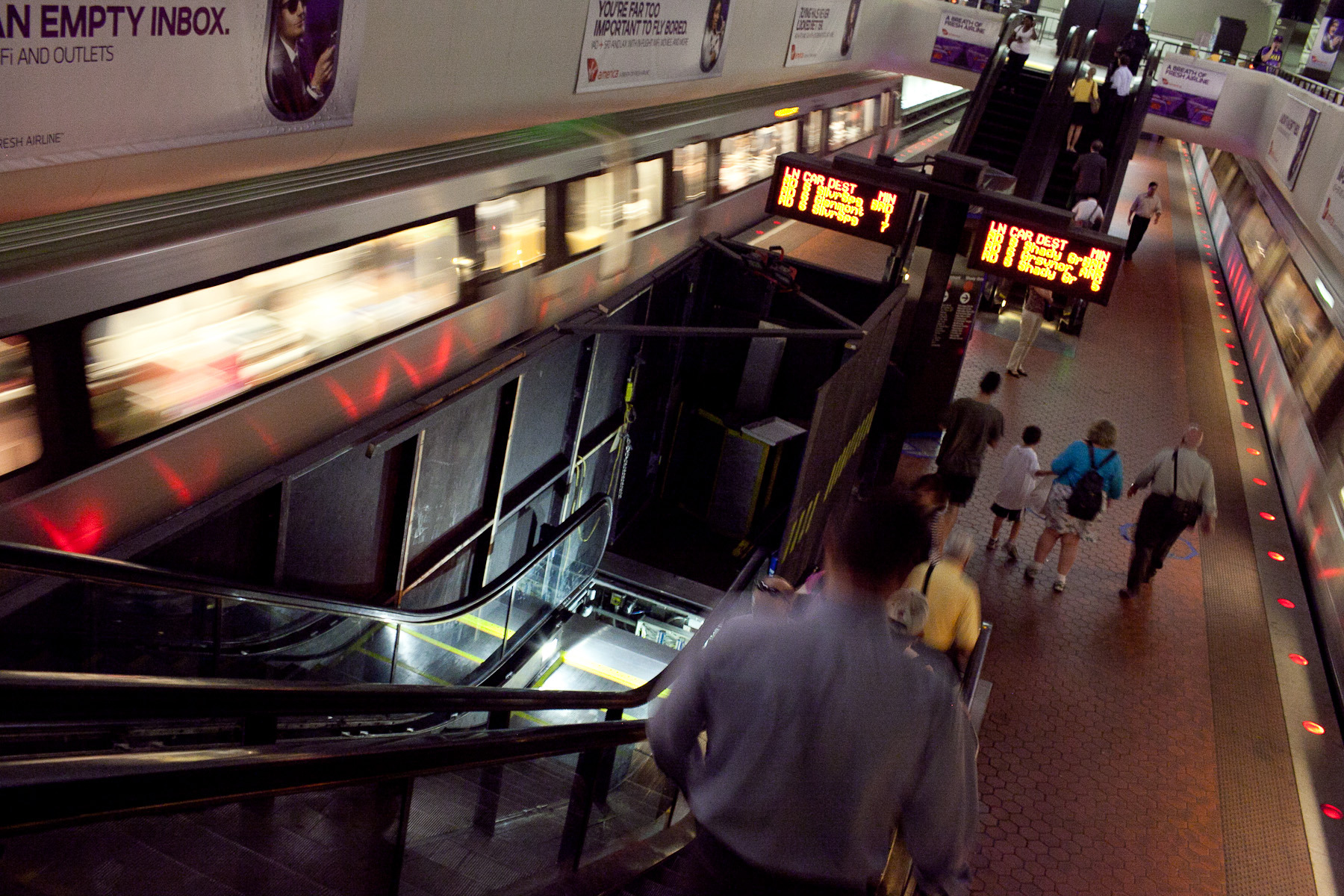 WMATA worker charged with stealing agency defibrillators