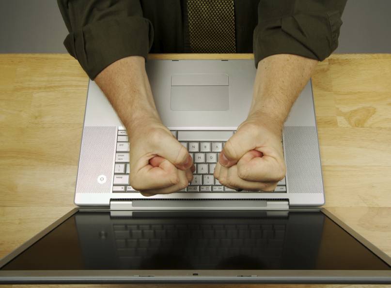 What’s the appeal of really stupid articles on the Internet?