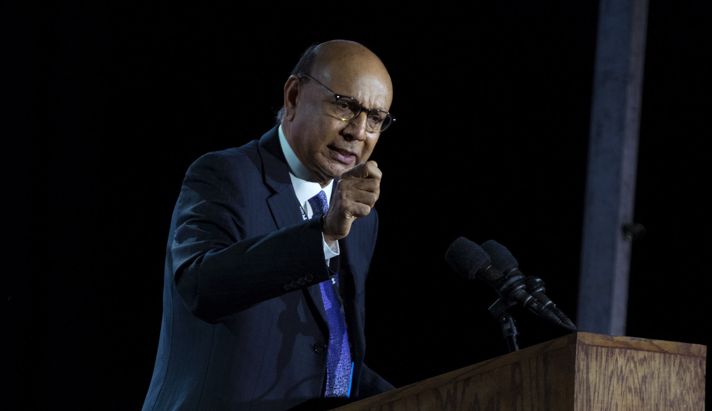 Khizr Khan: John Kelly is ‘mopping up after the president’