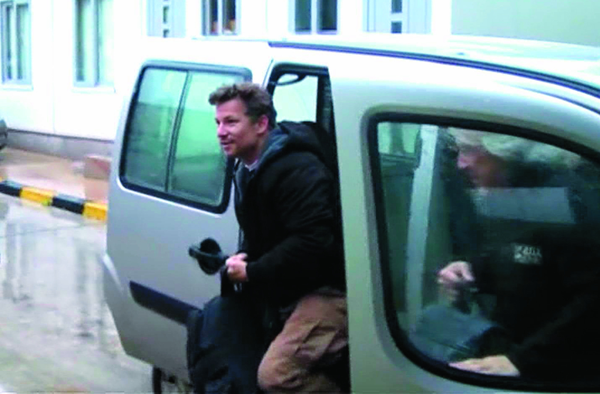 NBC’s Engel, TV crew escape abduction in Syria