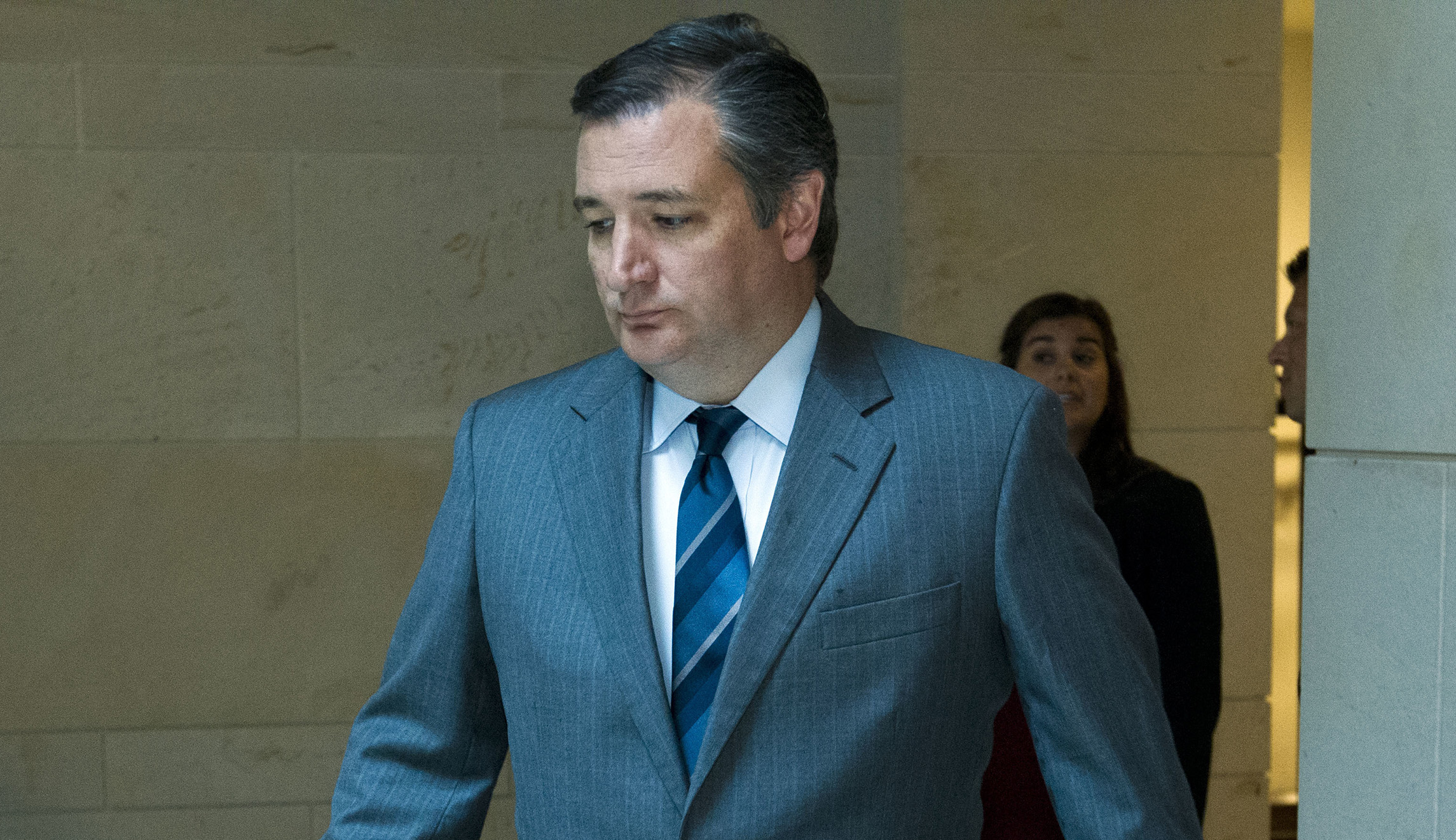 Ted Cruz’s staff reports porn video on his profile to Twitter