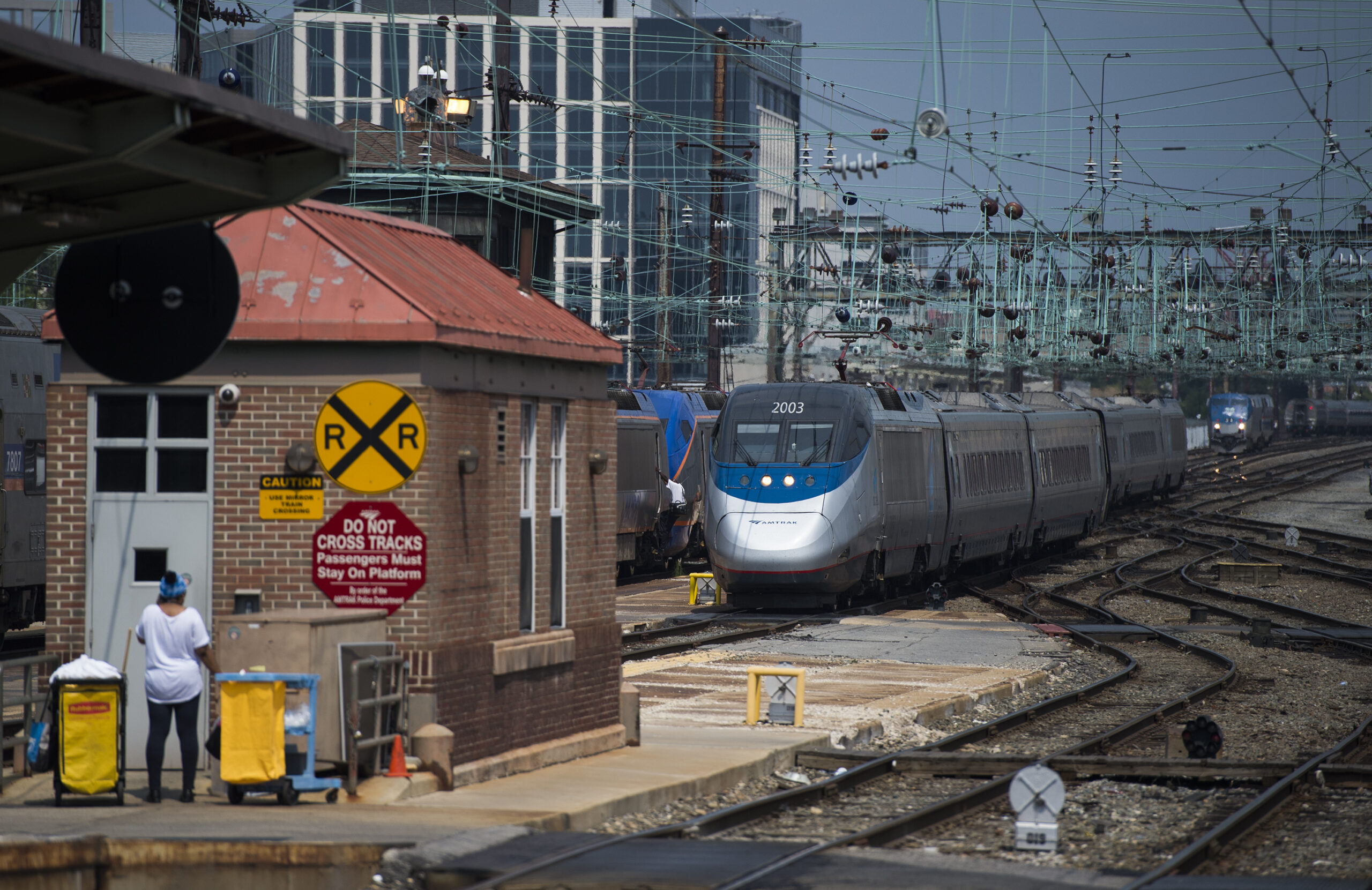 Amtrak threatens service cuts if safety deadline isn’t extended