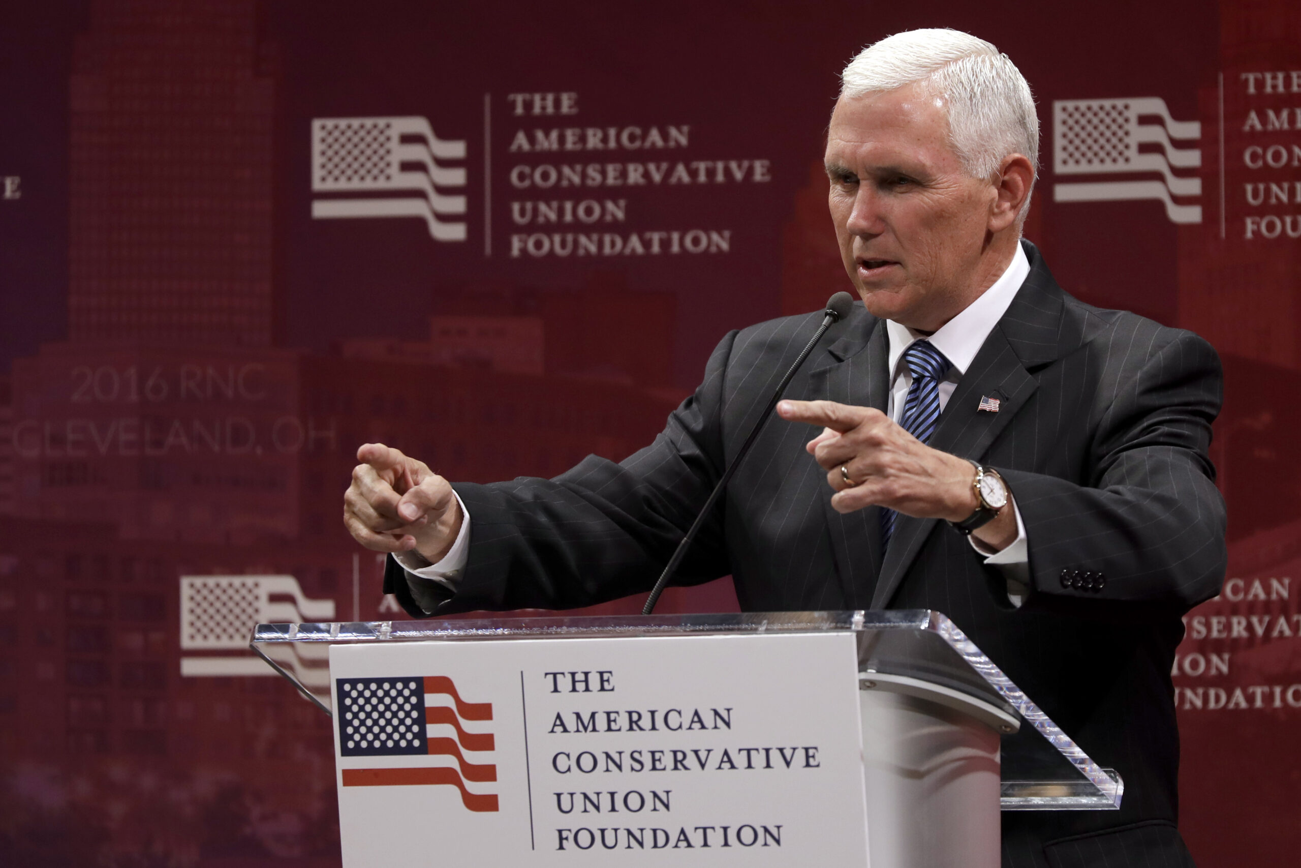 Pence: GOP considering moving convention outdoors to lessen coronavirus brunt