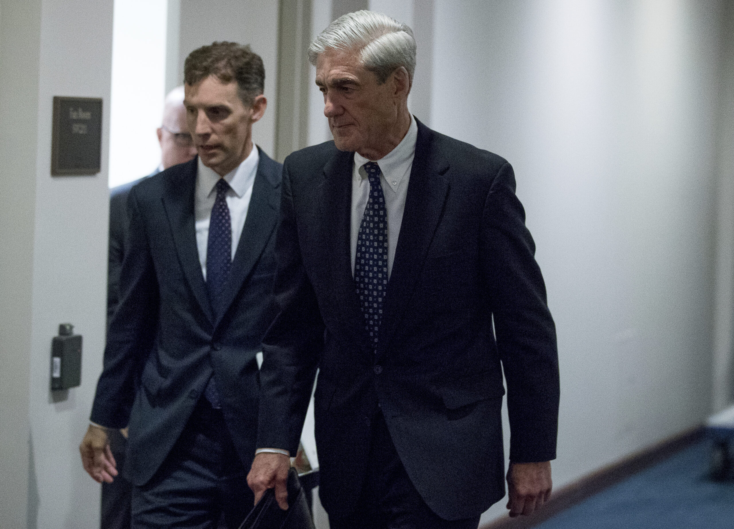 Weekend wrap: Washington waits on Robert Mueller