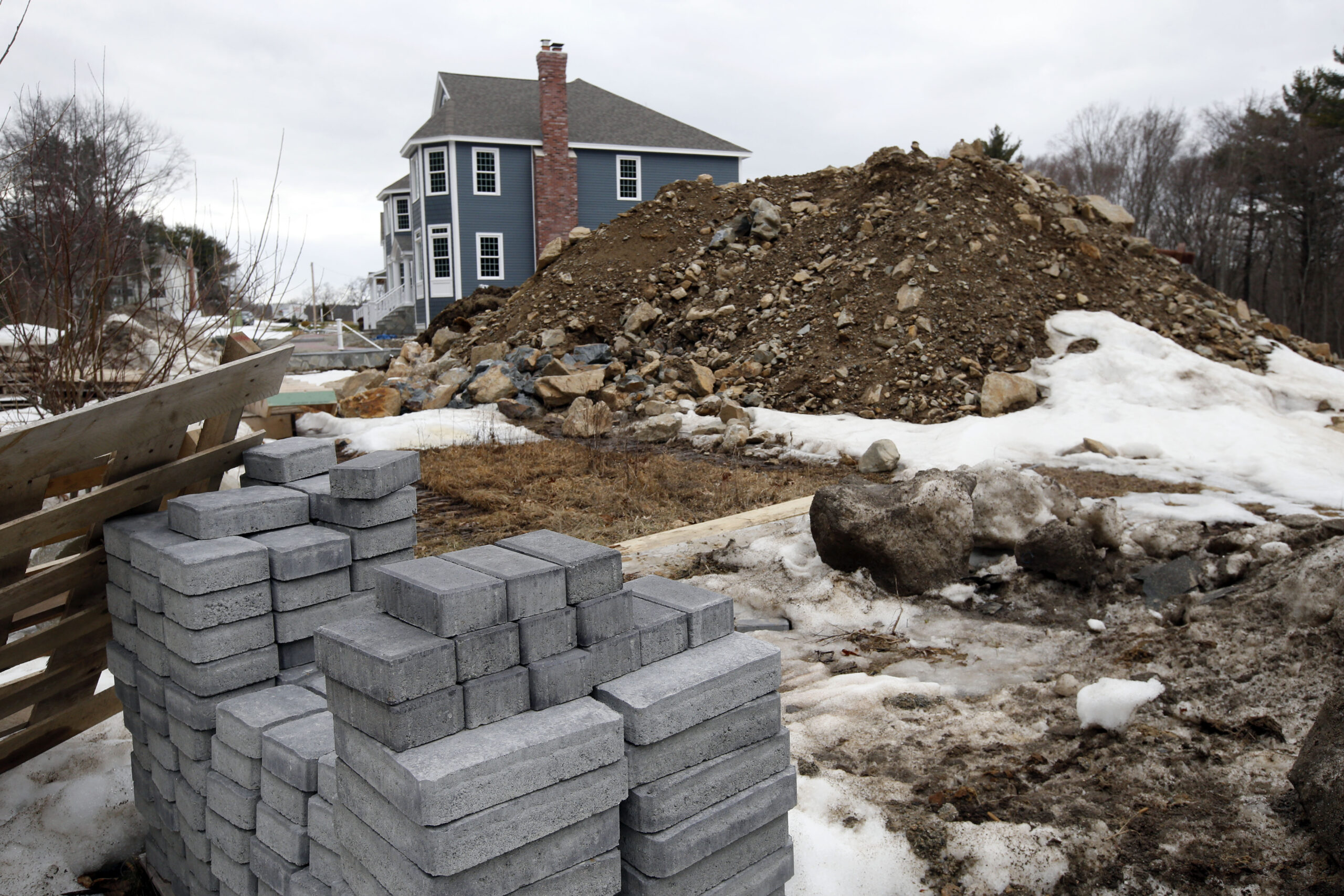 US construction spending up tiny 0.1 percent