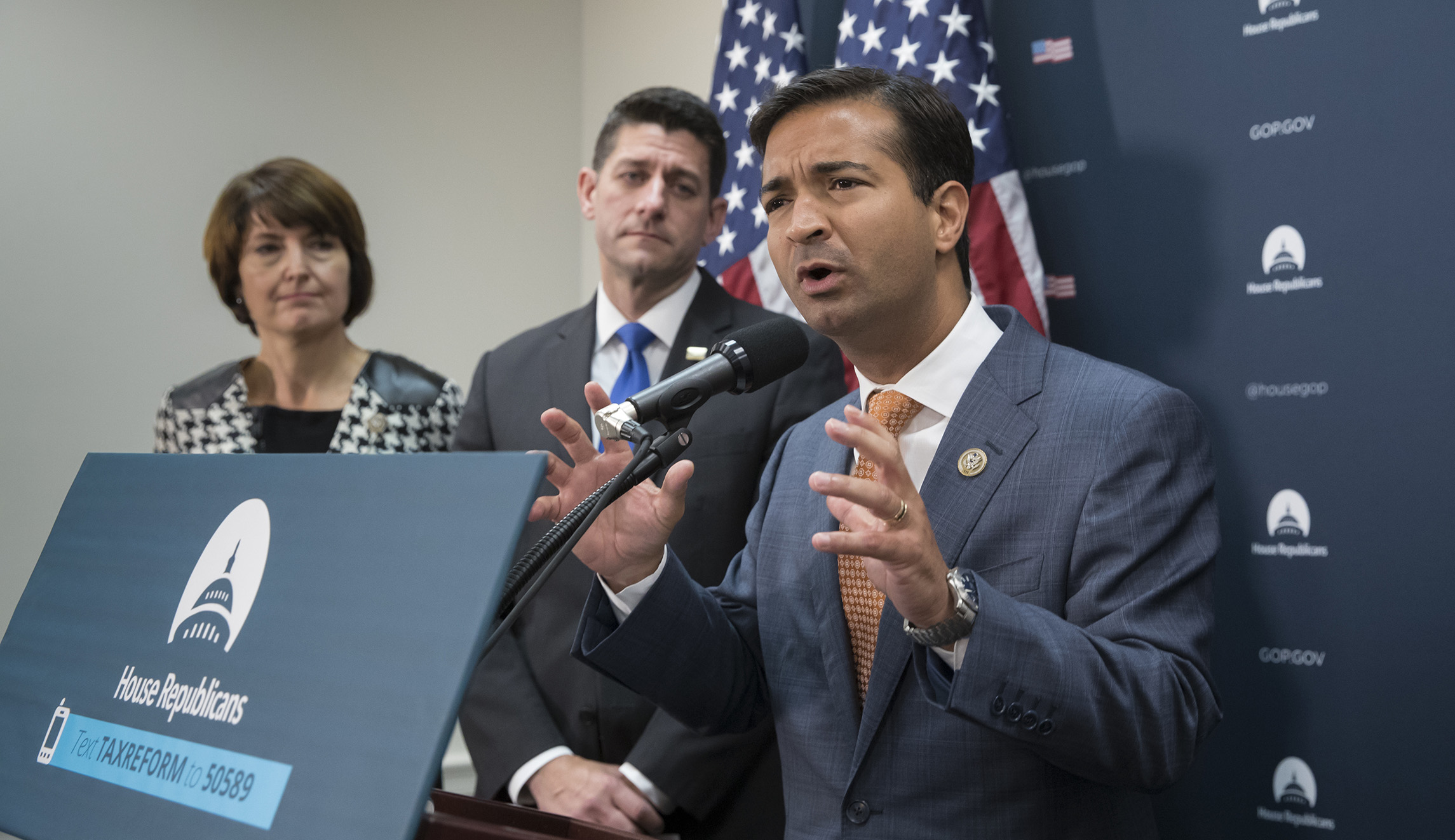 Hispanic Democrats struggle with inviting a Latino Republican into their congressional caucus