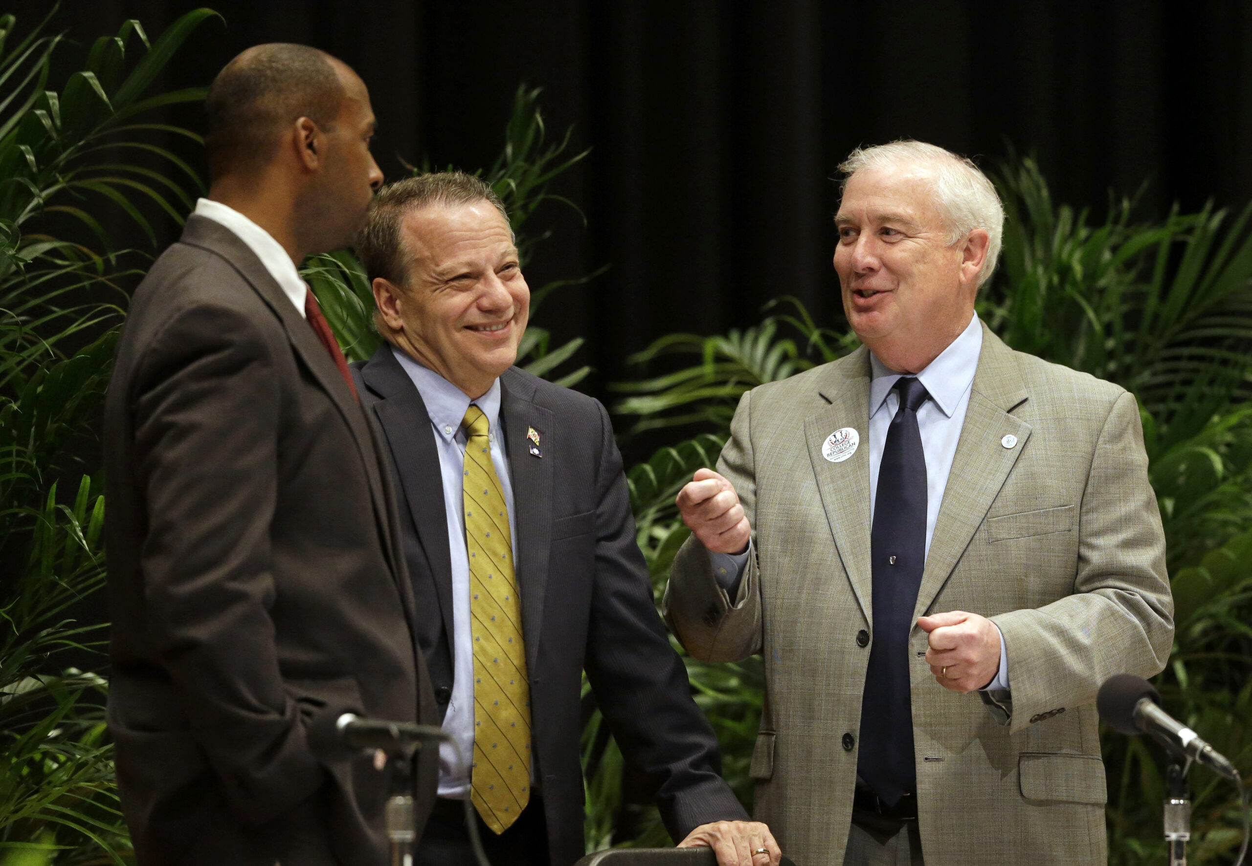 Business talk dominates GOP governor debate