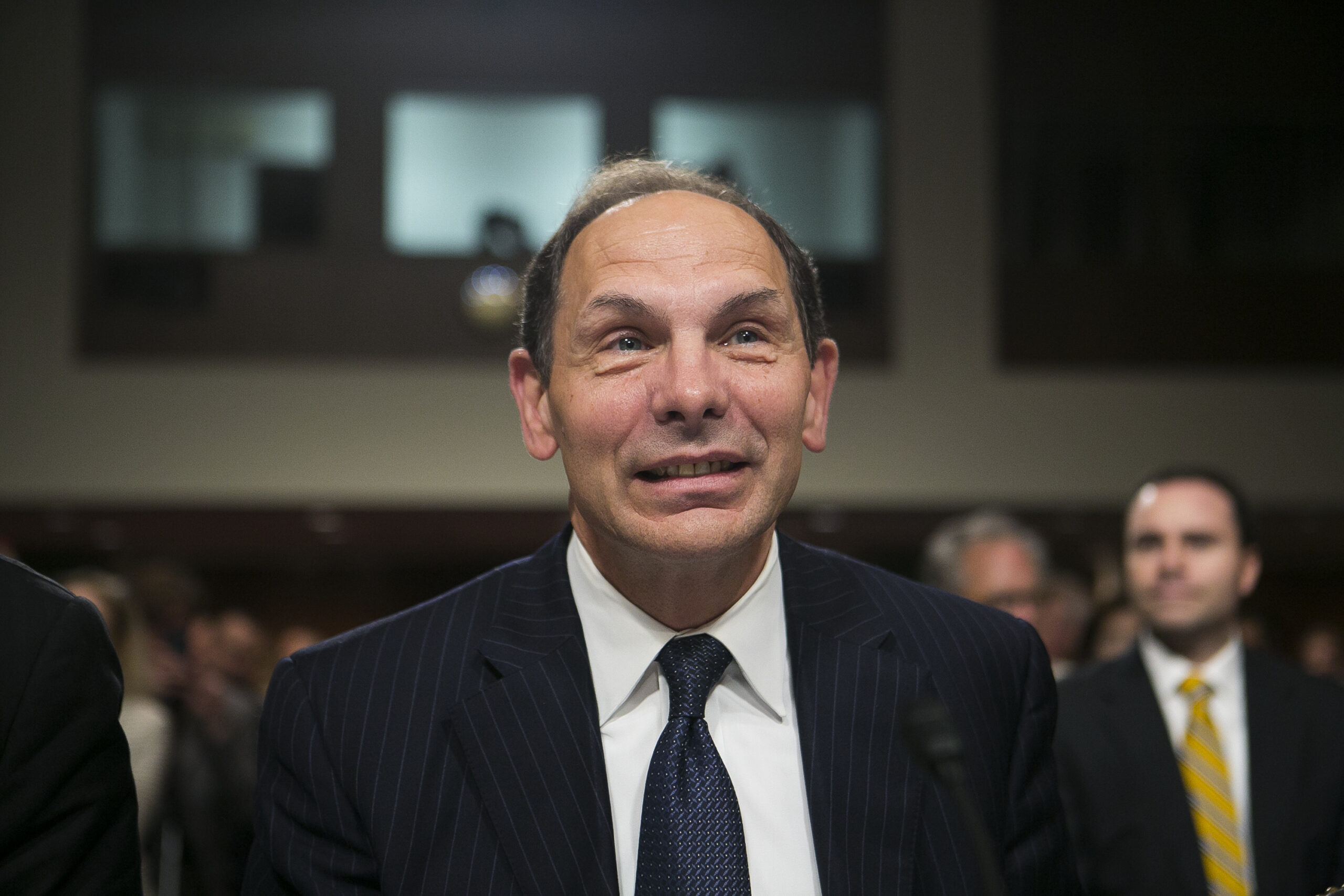 Senate panel backs Robert McDonald for Veterans Affairs secretary