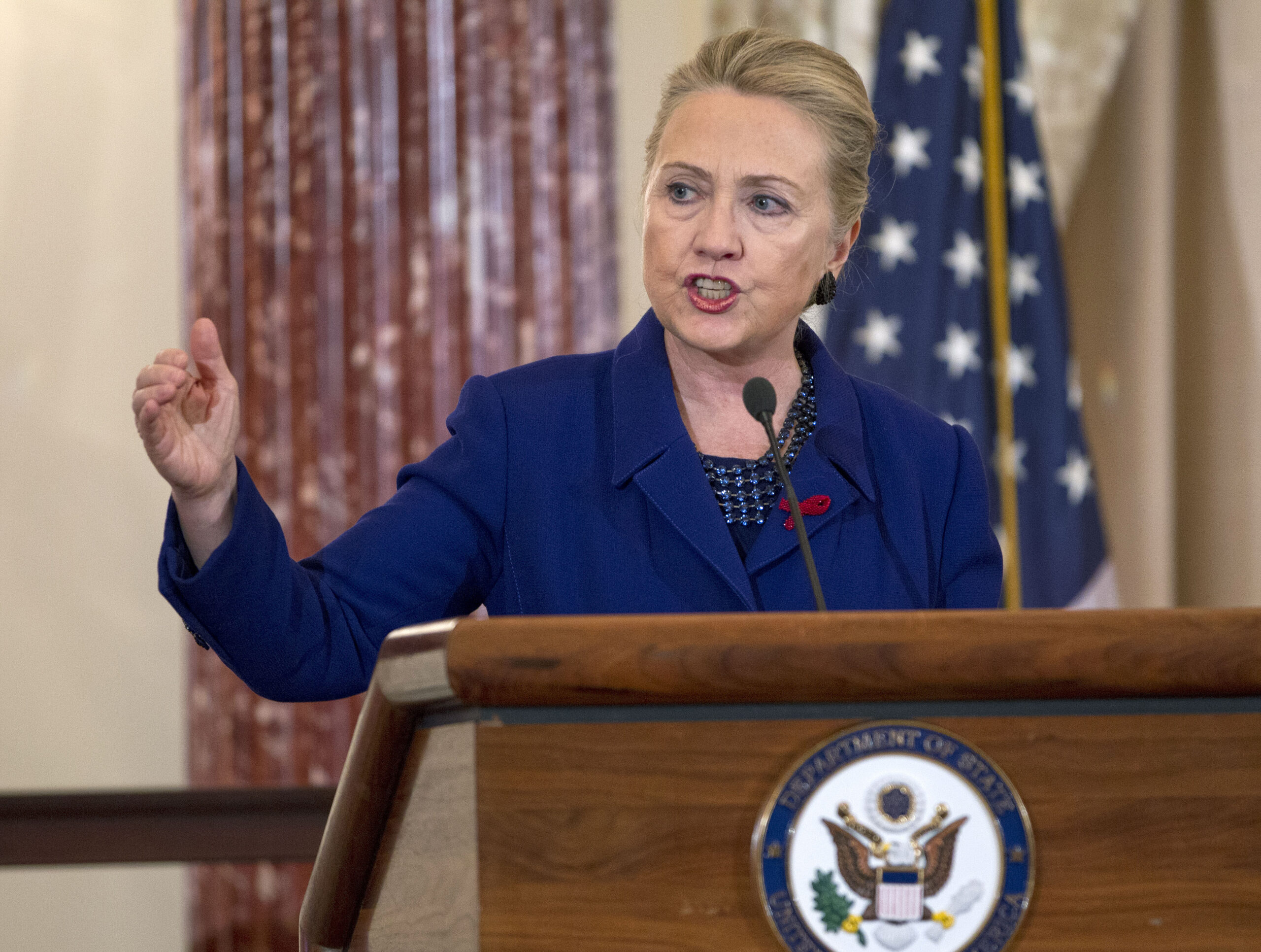 Turkey’s defense, Pakistan top Clinton’s agenda