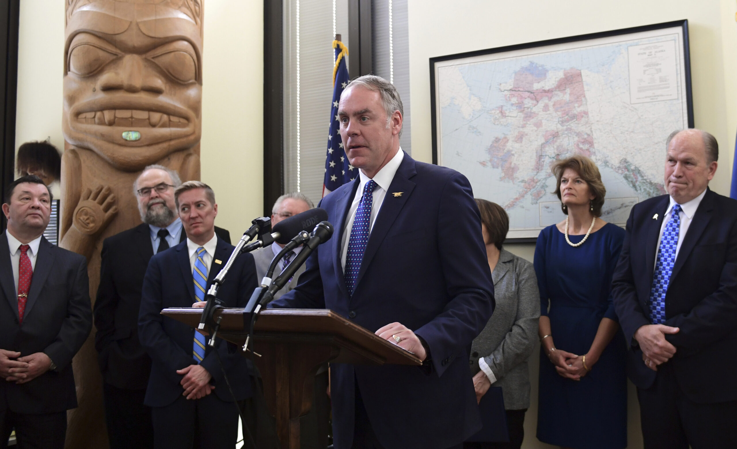 Top Democrats warn Ryan Zinke to not cut offshore oil and gas drilling royalty payments