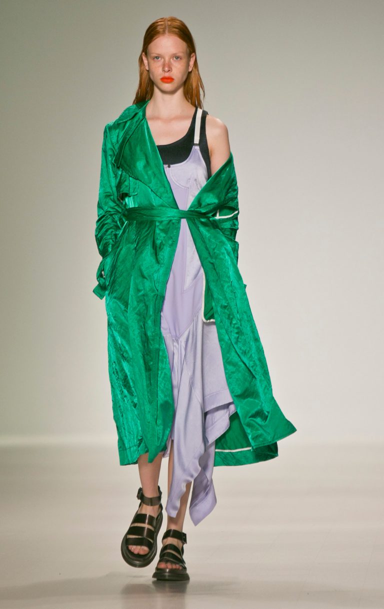 Fashion from the Richard Chai Spring 2015 collection is modeled during Fashion Week on Thursday, Sept. 4, 2014 in New York.  (AP Photo/Bebeto Matthews)