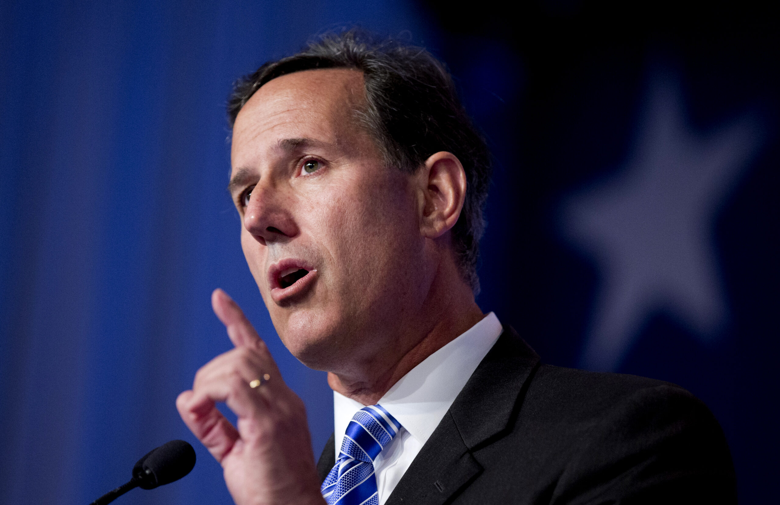 Santorum 2016 on but few journos care