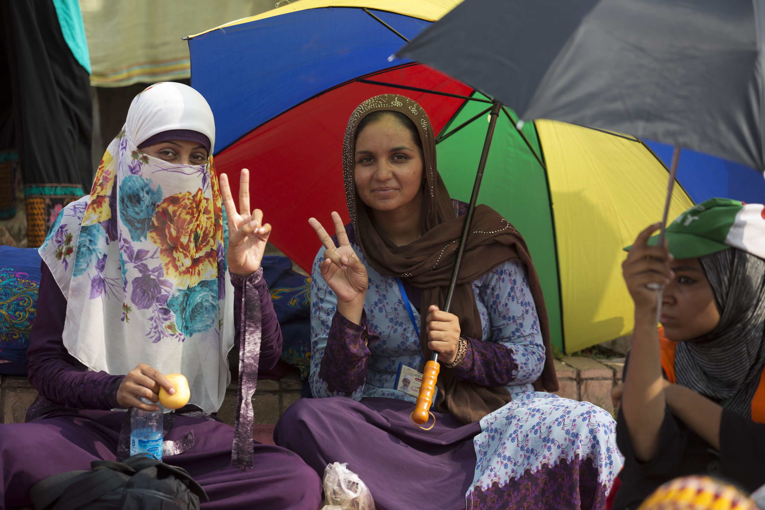 Pakistan protest leader backs out of talks