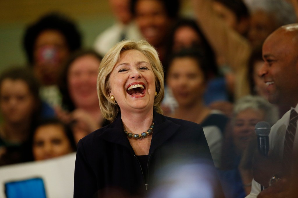 Clinton mocks Trump’s microphone complaint