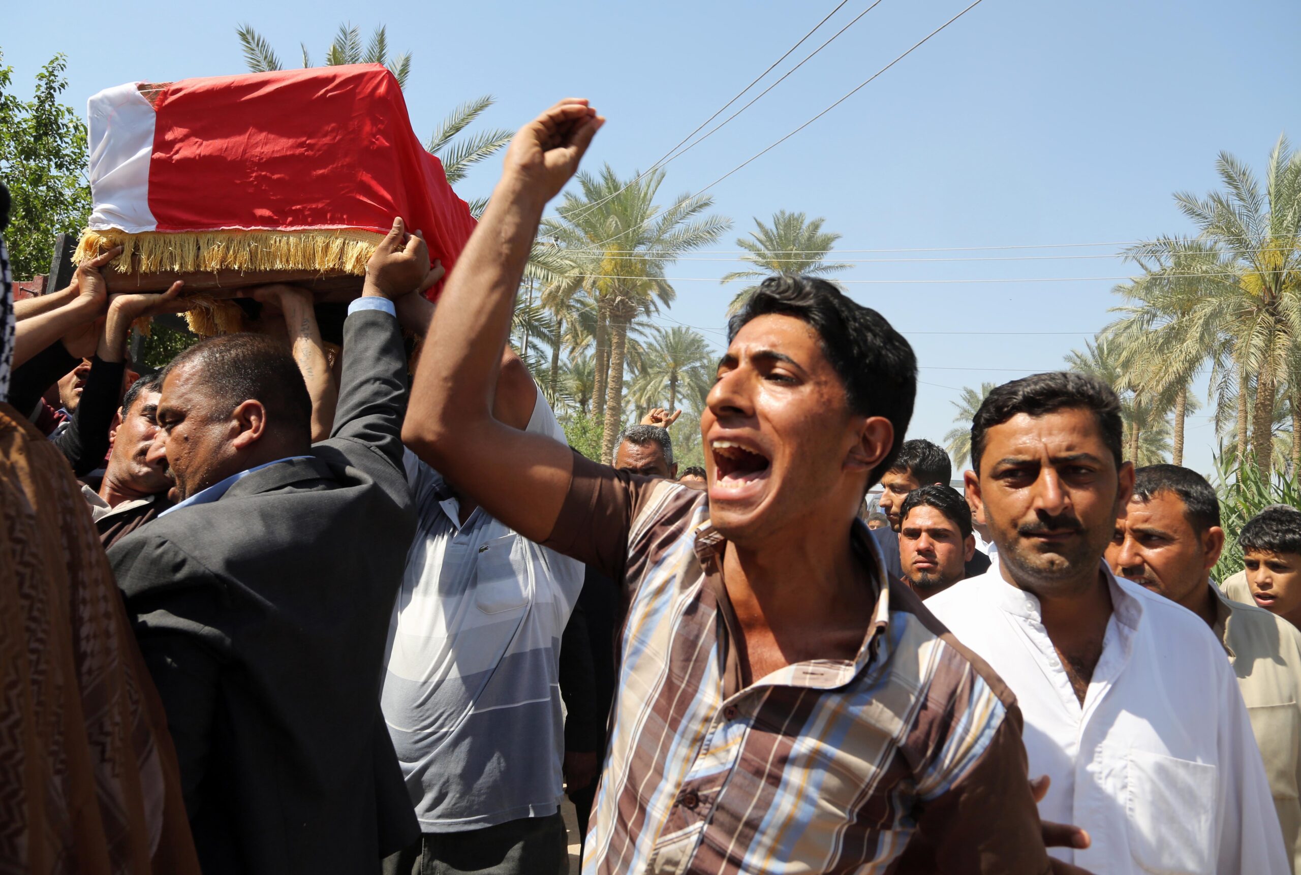 Suicide attack in Iraq kills at least 11 people