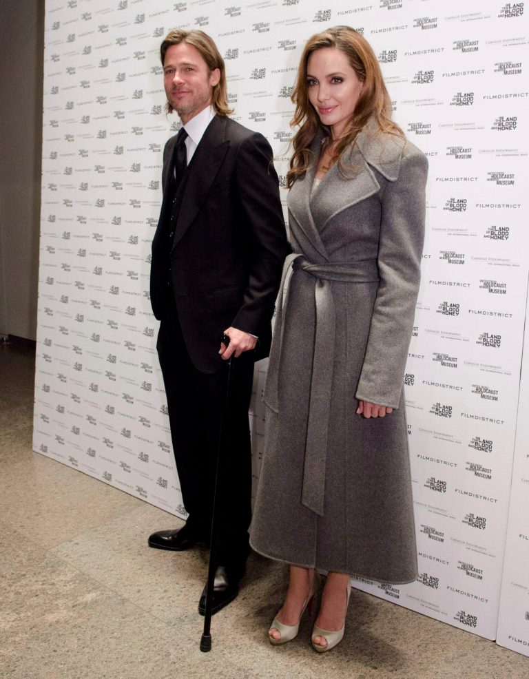 Jolie moved by Holocaust Museum’s genocide exhibit