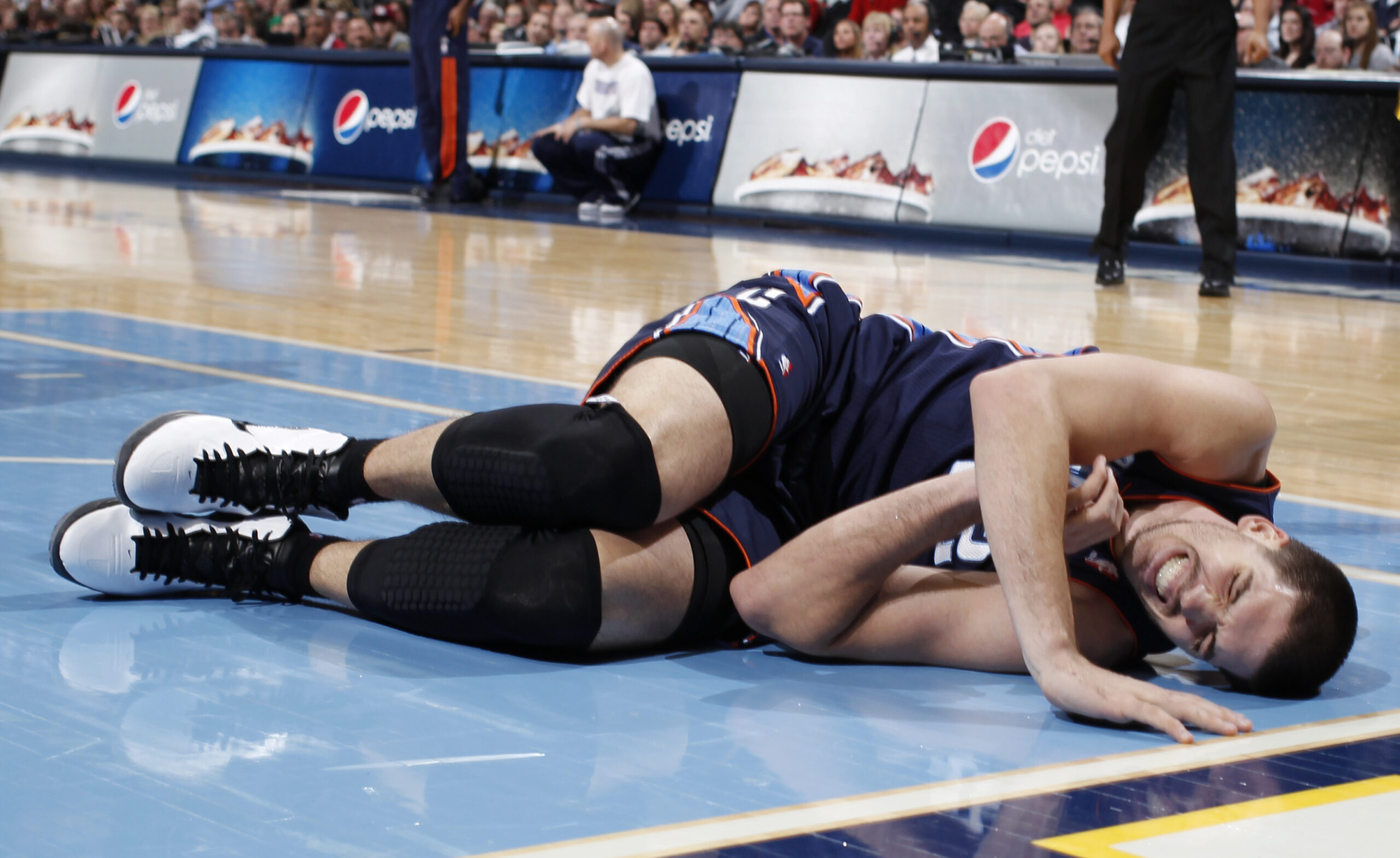 Nuggets send Bobcats to 15th straight loss