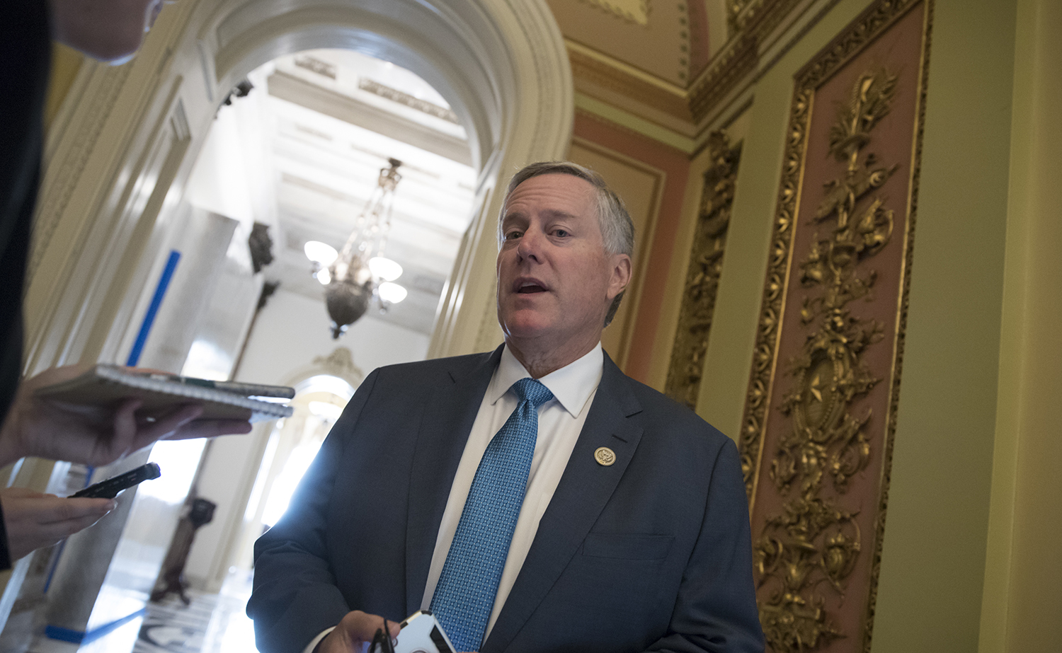 Mark Meadows battles Mitch McConnell’s ‘swamp’ endorsement in Alabama Senate race