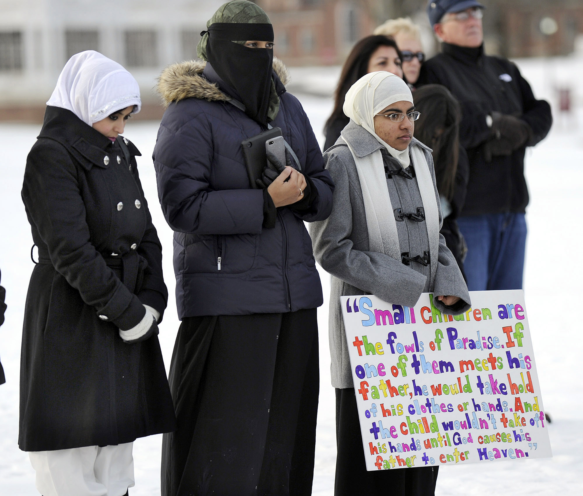 Vigil marks 2 weeks since Conn. school massacre