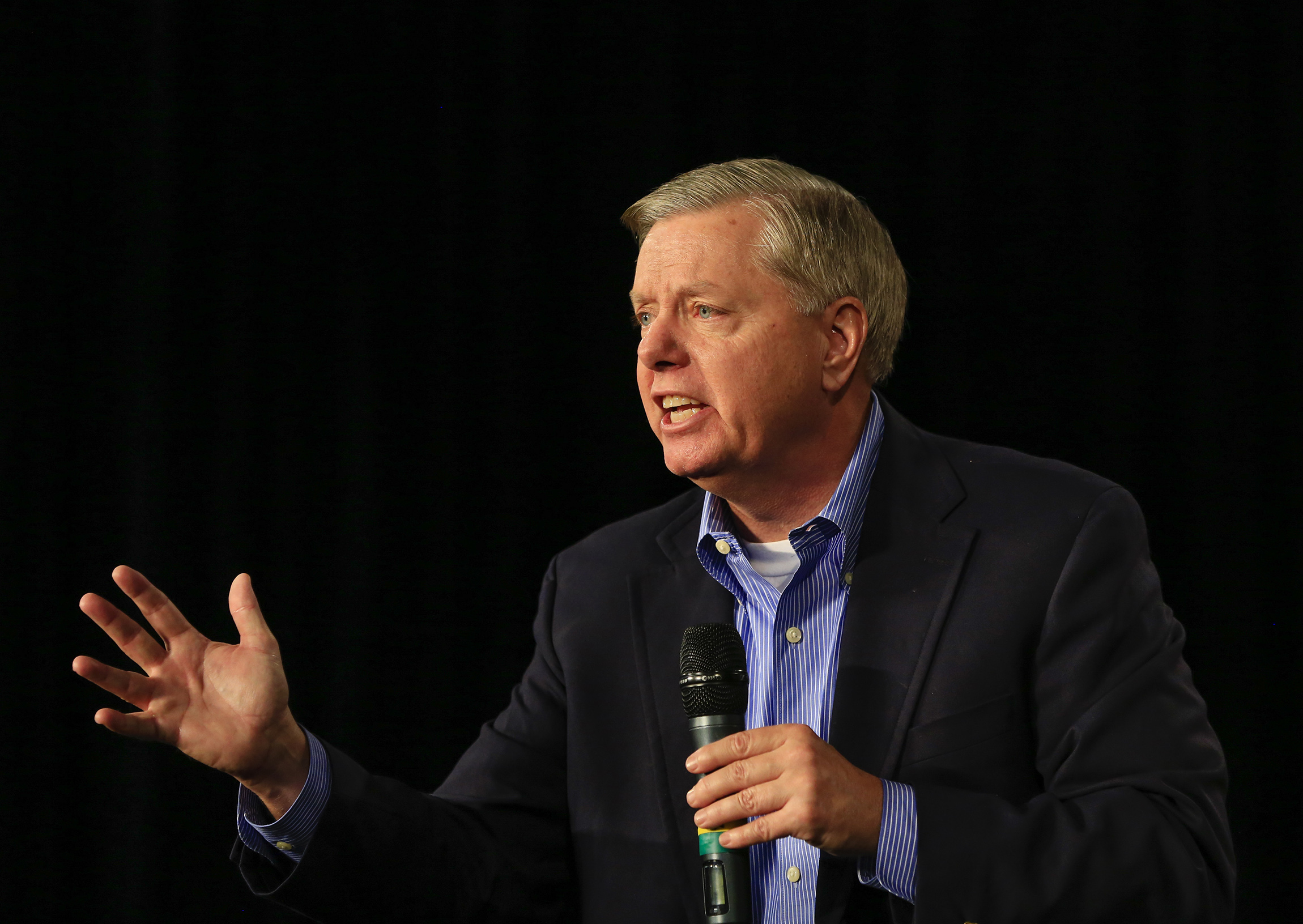 Lindsey Graham won’t vote Clinton or Trump