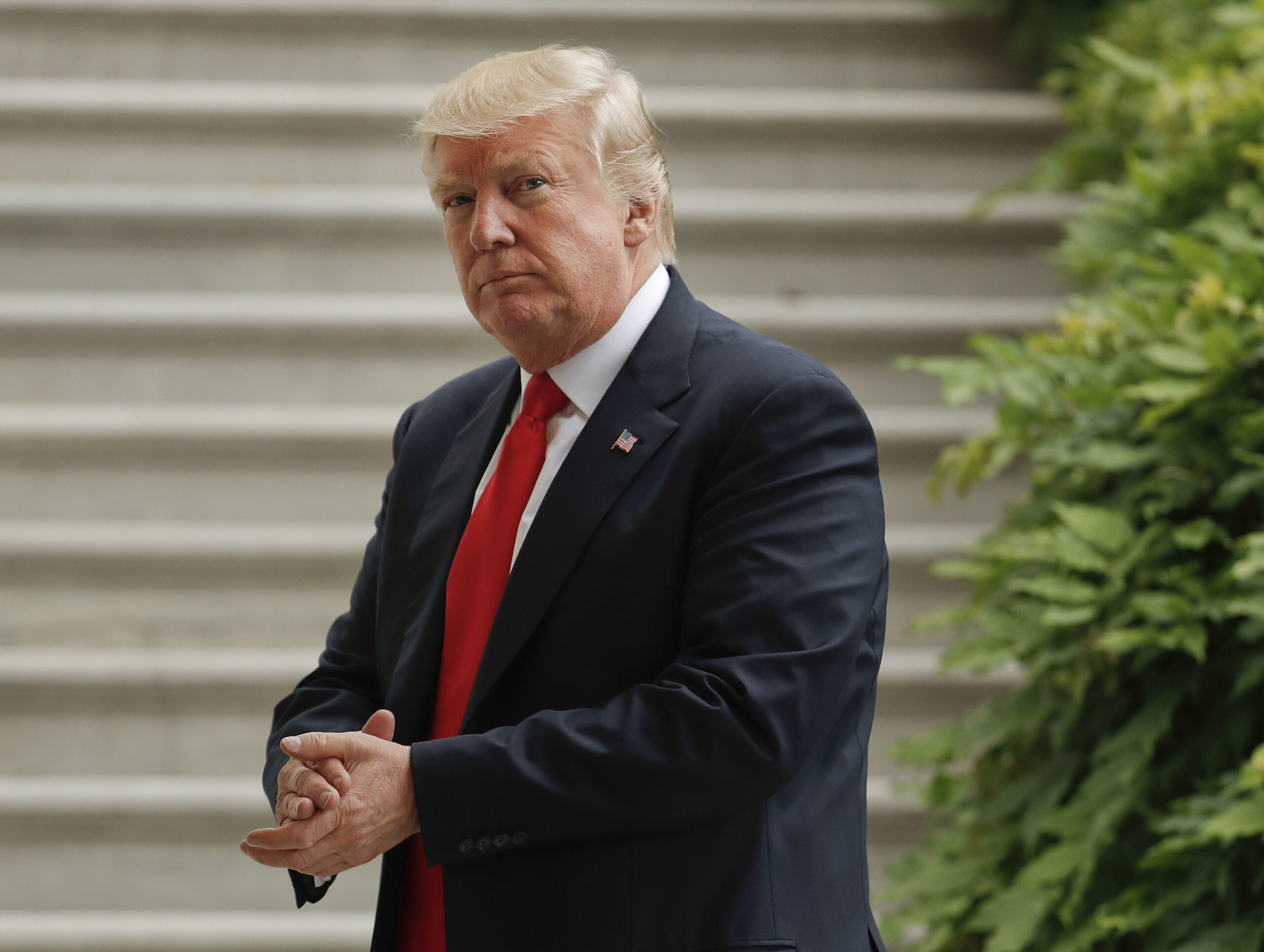 Russia, Trump’s own tweets distract from White House Infrastructure Week