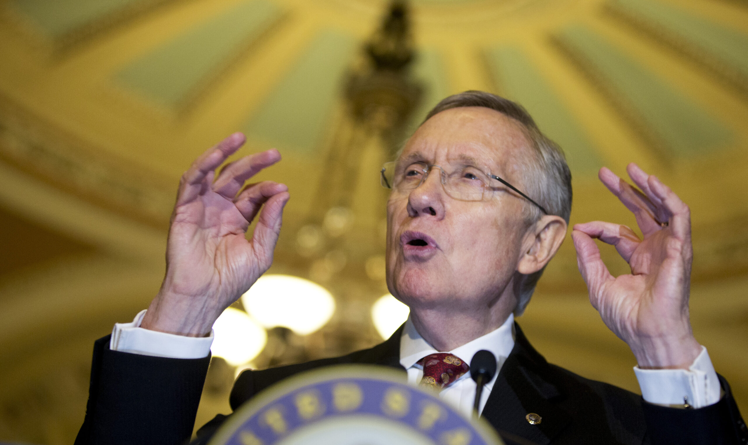 Harry Reid considering rules change to curb minority power to block presidential nominees