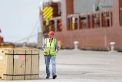 US trade deficit drops to $44.4 billion in May