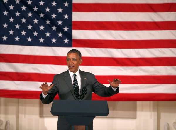 After Pelosi trade revolt, Obama to collect cash for Dems