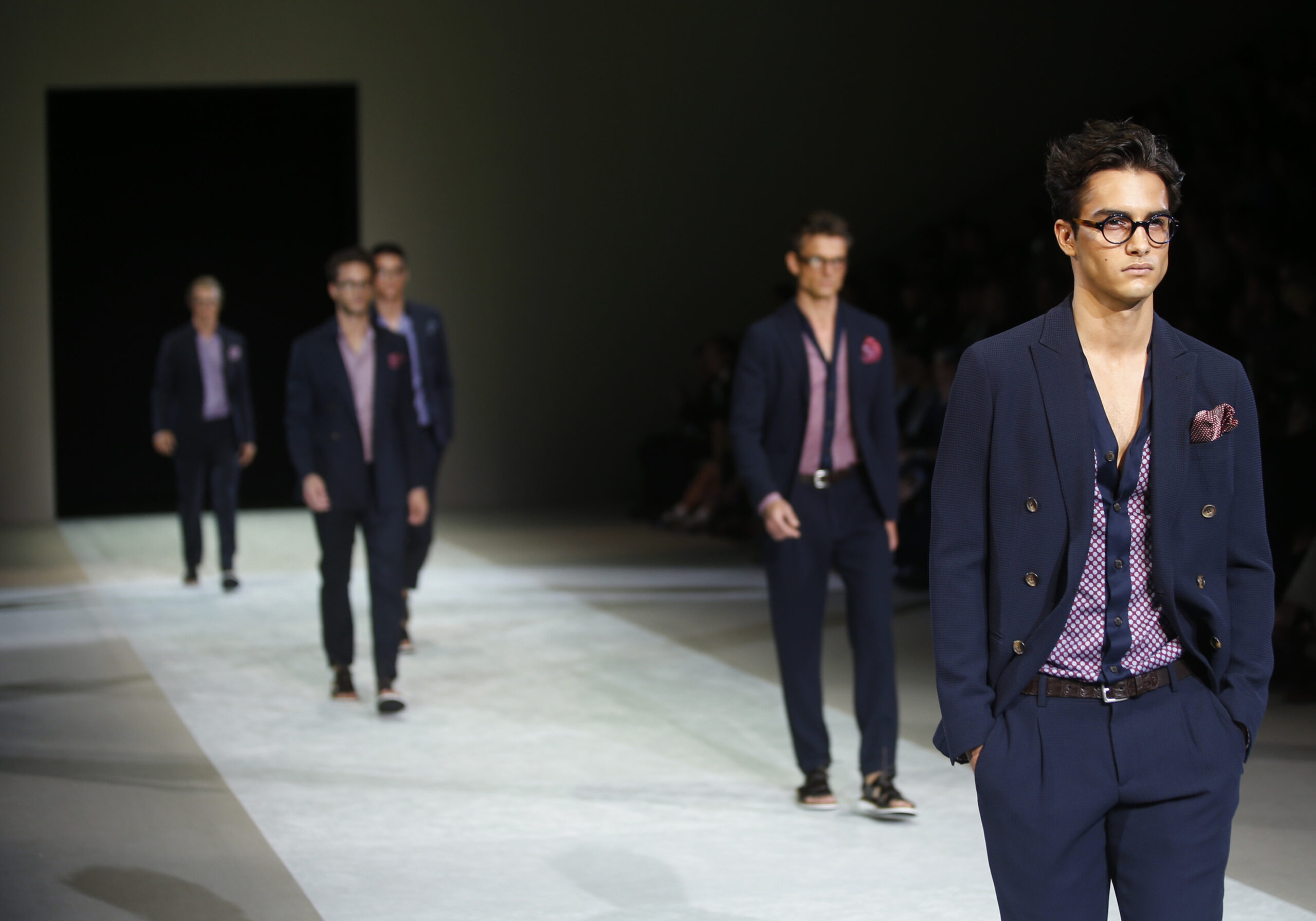 Milan designers nudge men to dress with derring-do