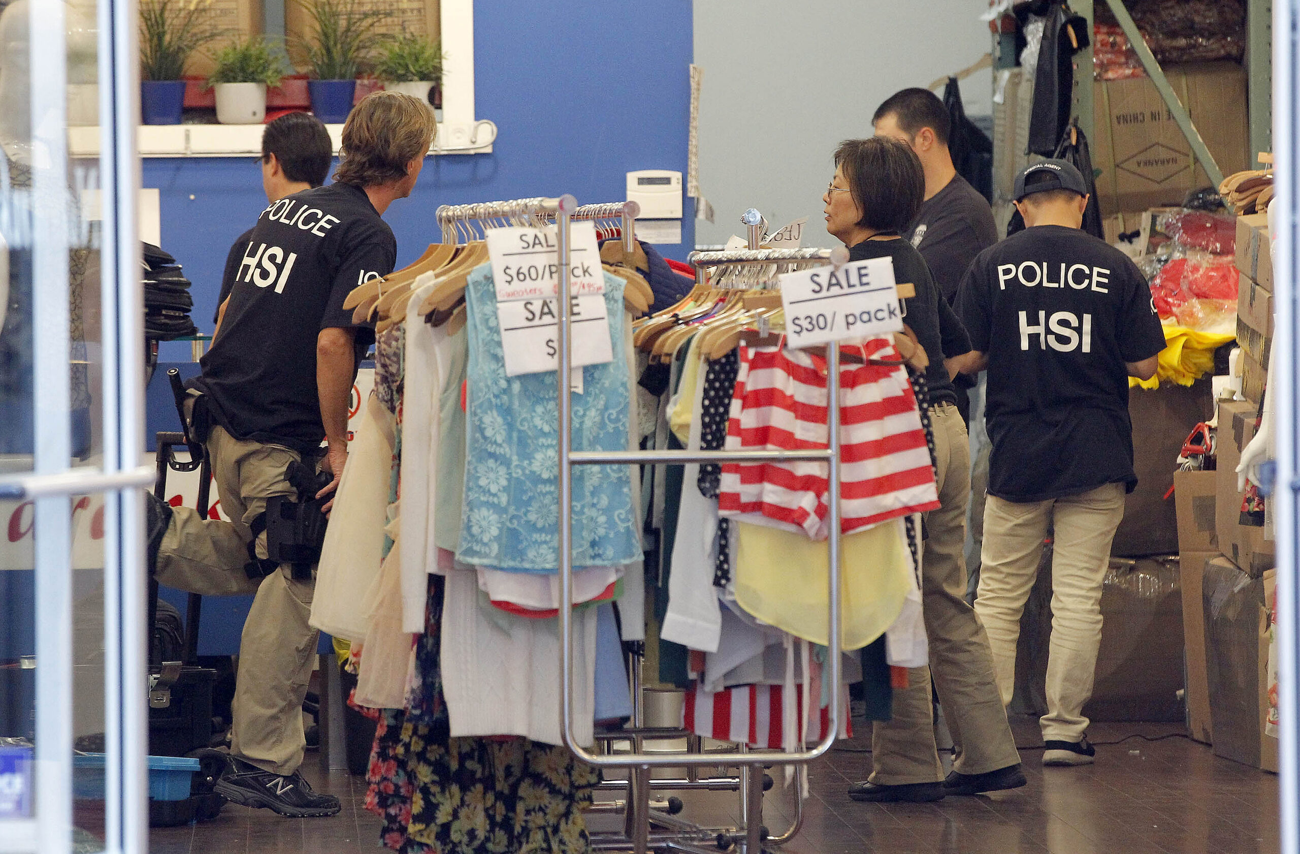 Huge Los Angeles raid nets $90M in cartel money