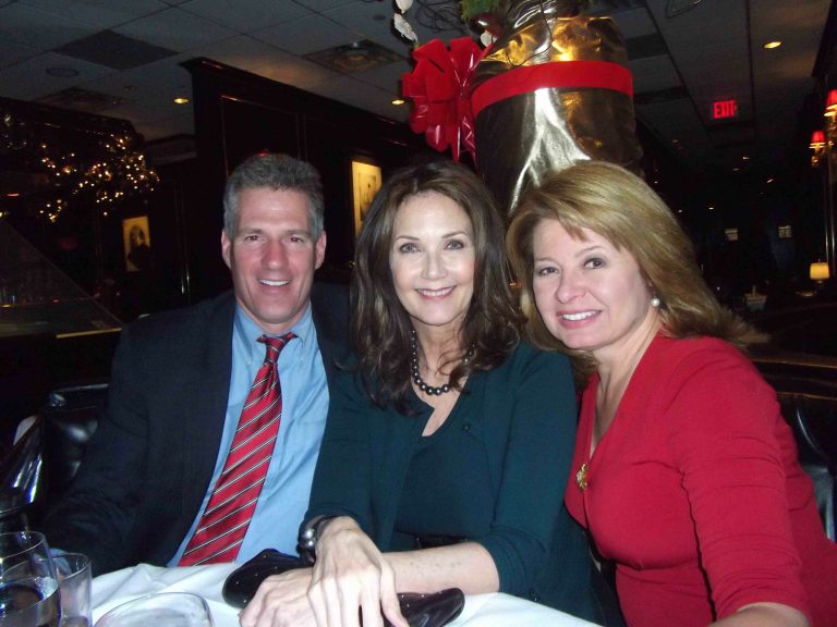 Sen. Scott Brown has dinner with Wonder Woman