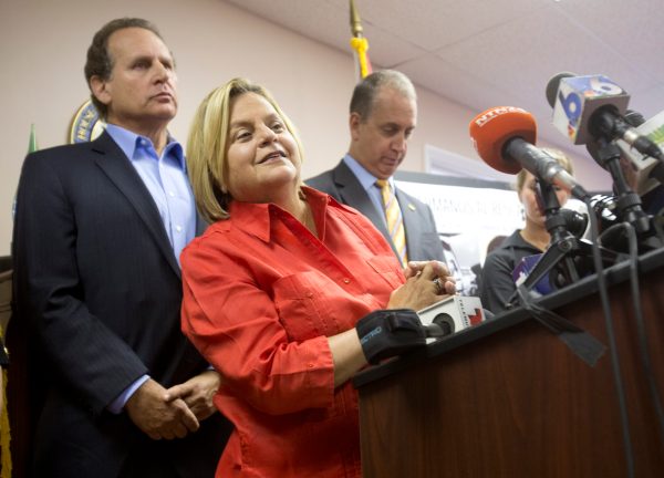 Critics: Obama circumventing Congress to loosen Cuba travel ban