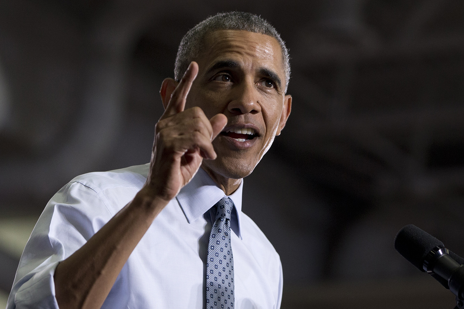 CBO: Canceling overtime rule would boost family earnings