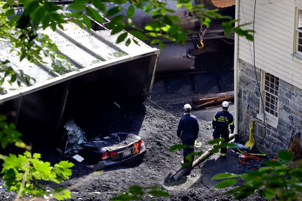 Autopsy: Teens suffocated from train’s spilled coal