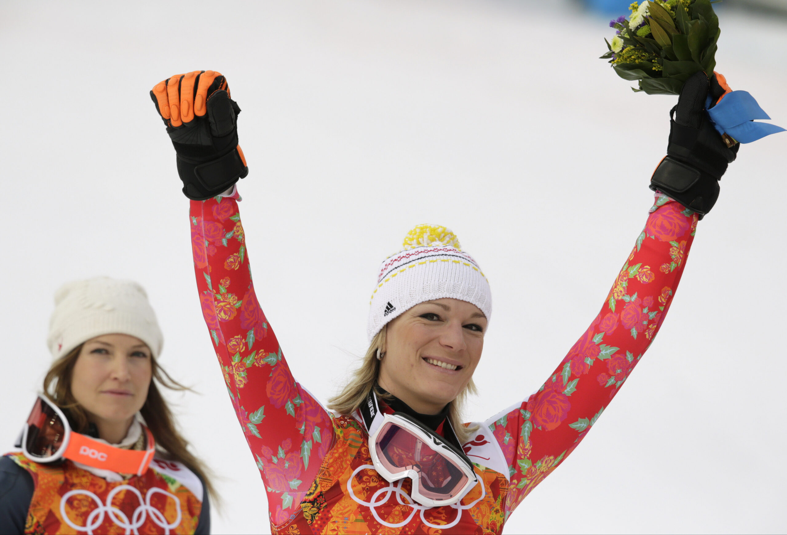 Hoefl-Riesch wins 2nd gold in super-combined