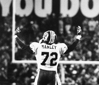 Ron Edmonds/AP
Washington defensive end Dexter Manley won two Super Bowls with the Redskins.