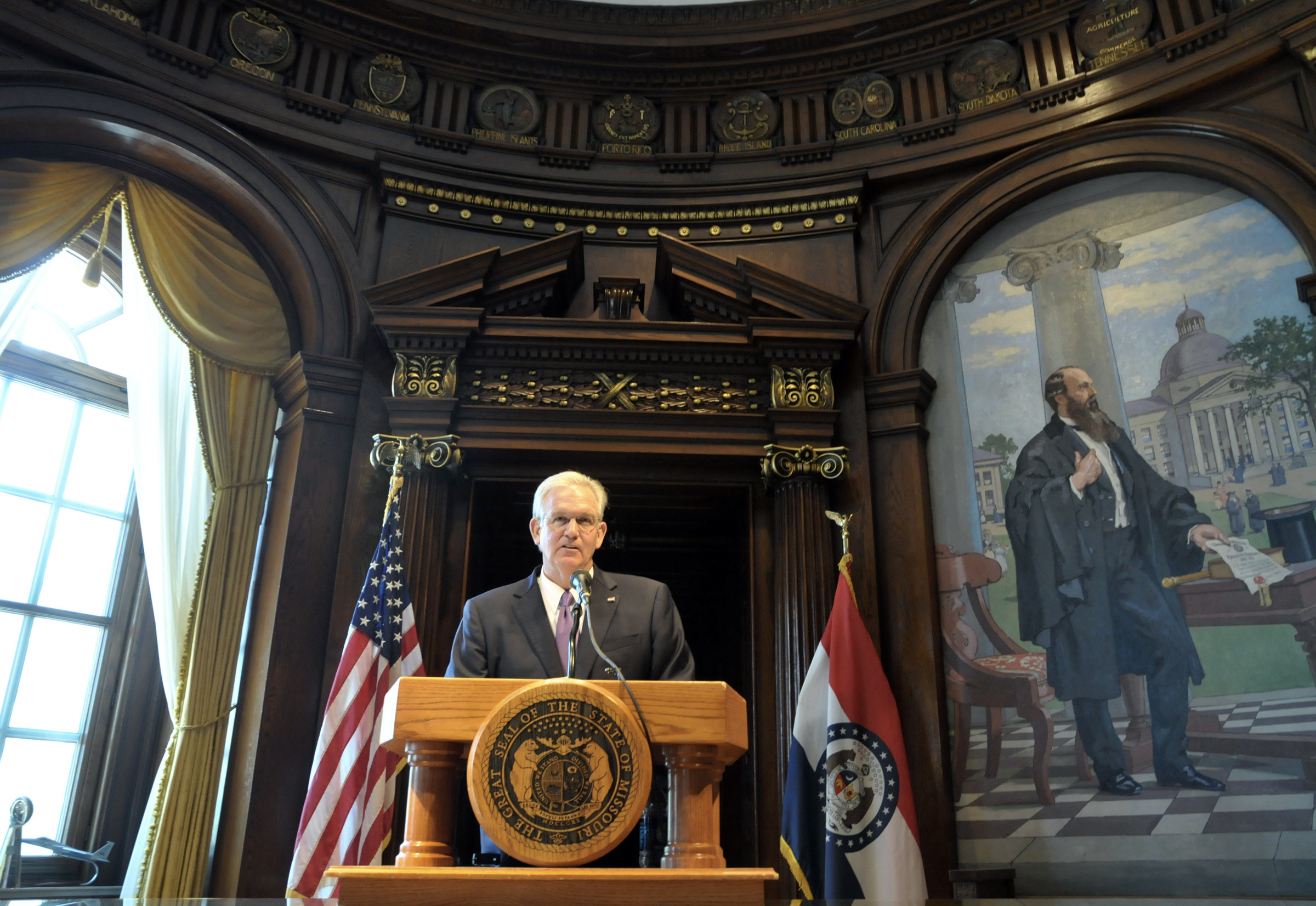 Missouri lawmakers vote to override Jay Nixon on farm bill