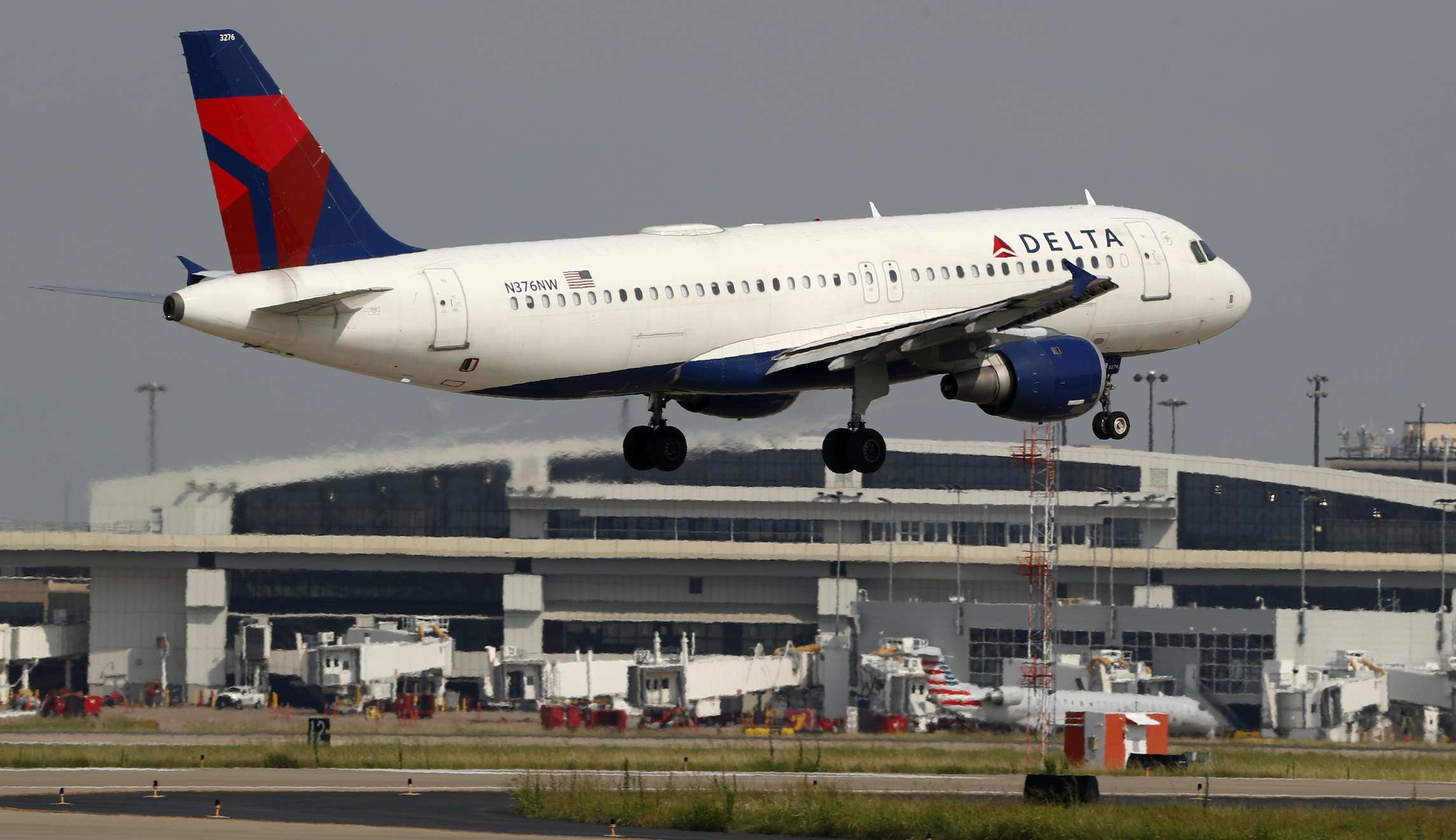 Airlines ask for $50B in federal aid to offset losses from coronavirus