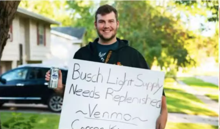 Des Moines Register reporter fired for N-word tweets after targeting local hero