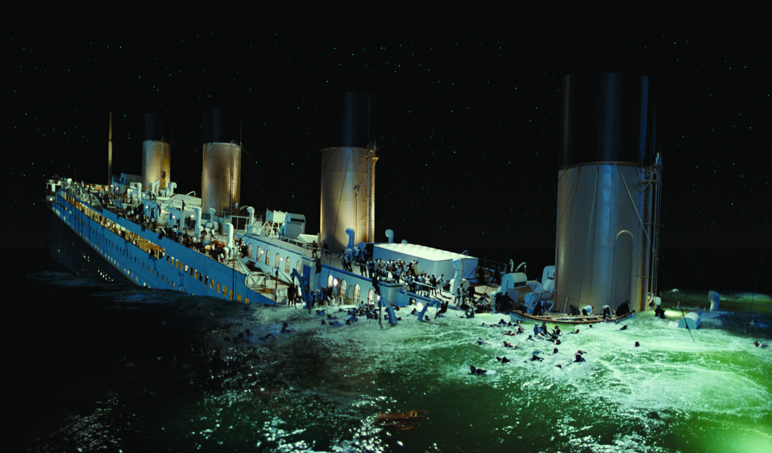 ‘Titanic’ effects maker files for Chapter 11